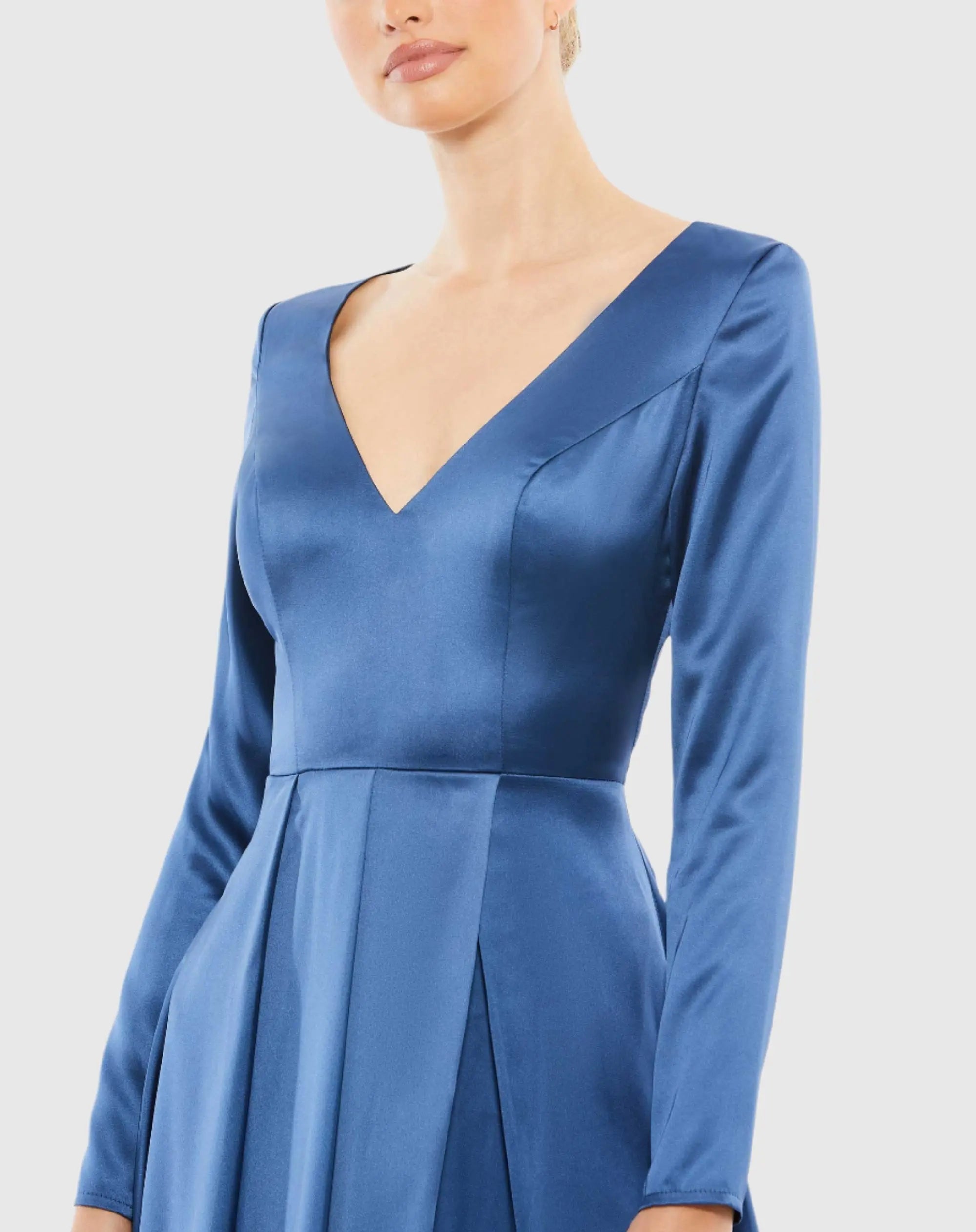 Blue Satin V Neck Long Sleeve Pleated Gown