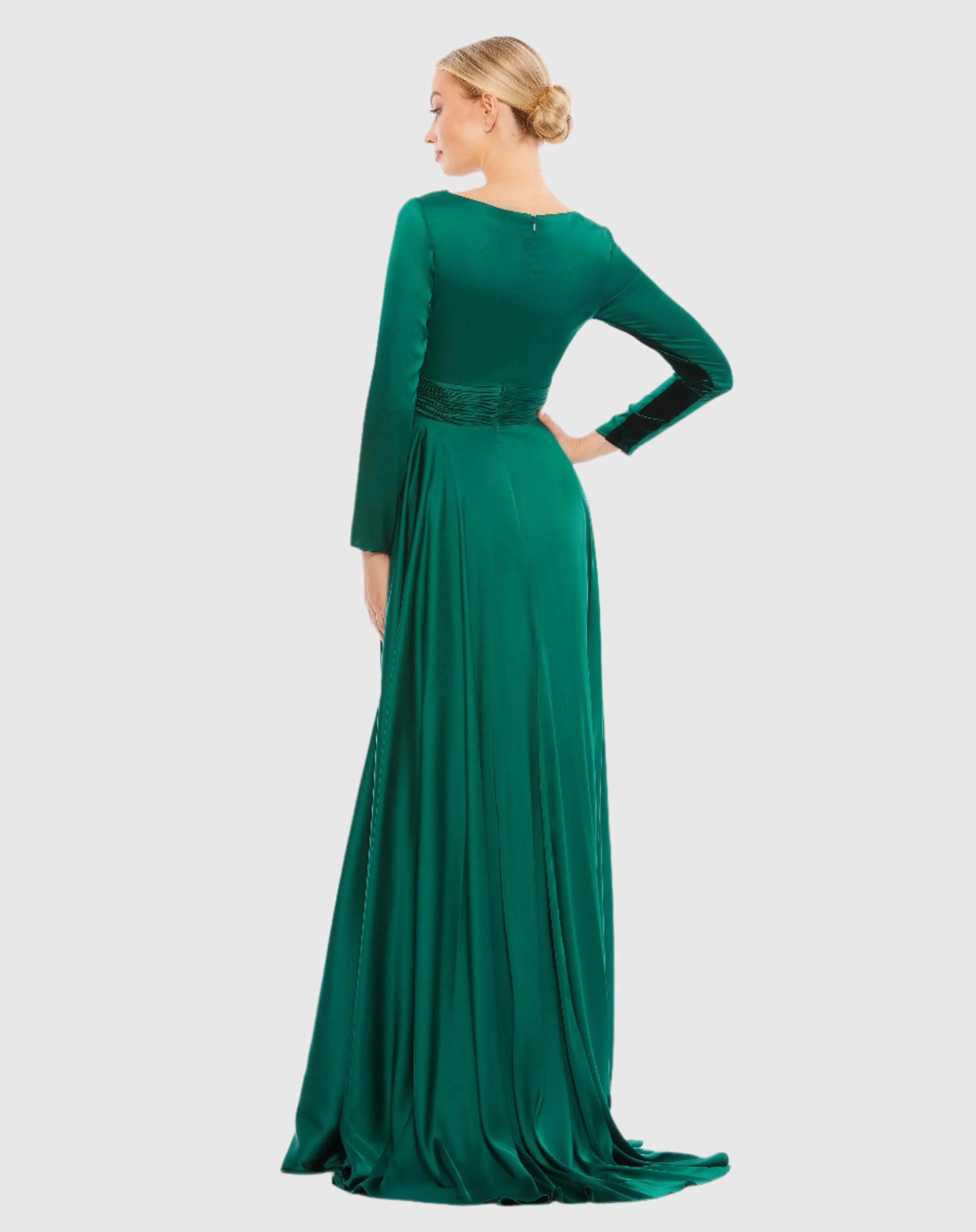 Green Long Sleeve Ruched Waist A-Line Gown