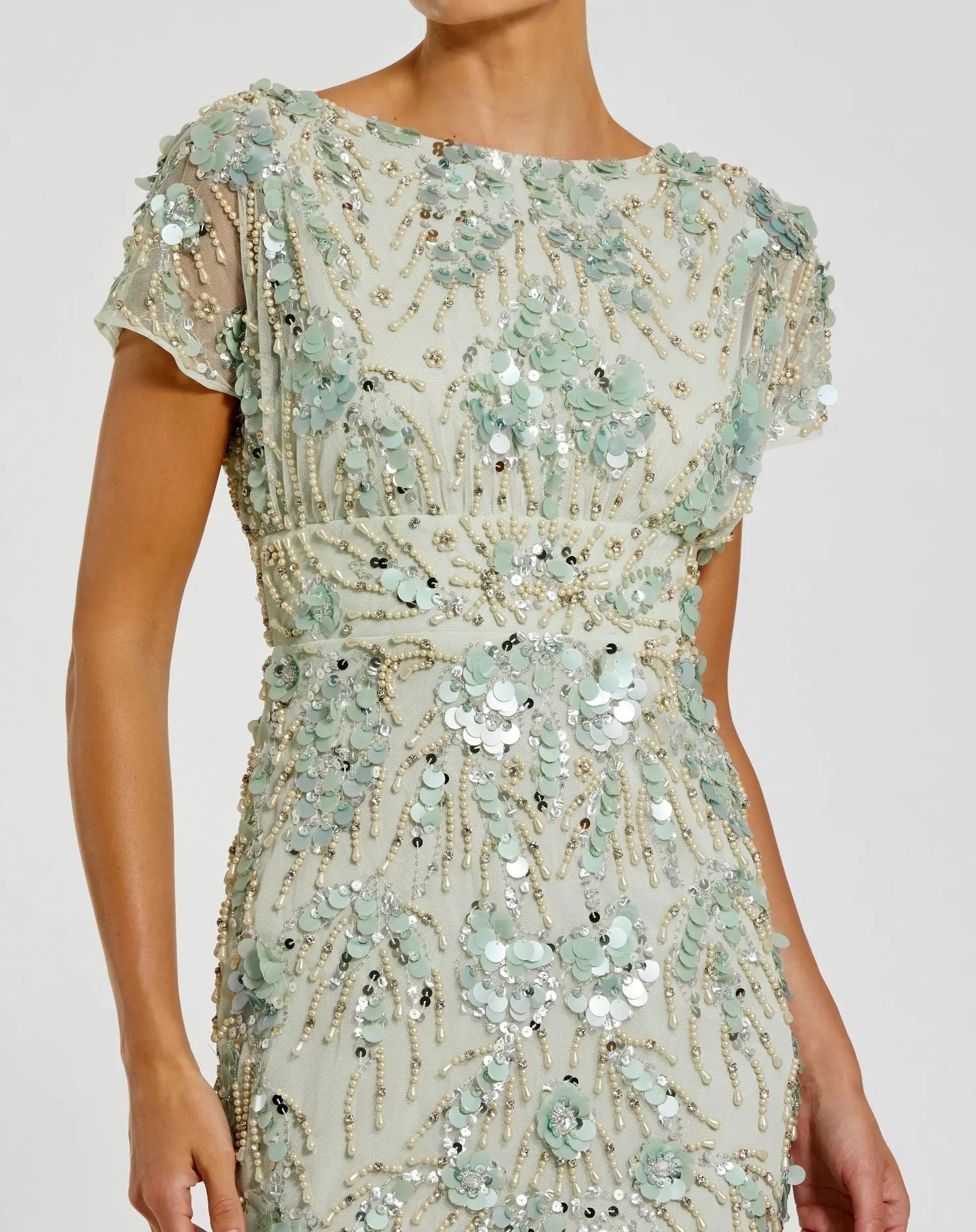 Green Embellished Mesh Fitted Cap Sleeve Cocktail Dress